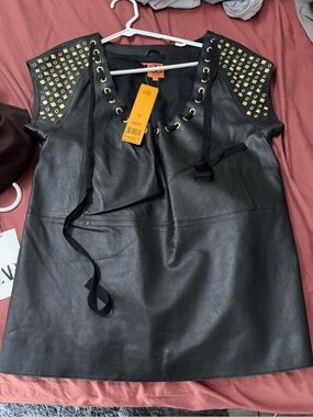 NWT Tory Burch Black Leather Studded Leather Top with Gold Eyelets